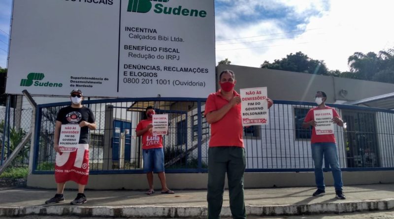 Não às demissões nas fábricas da Bahia