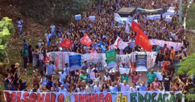 Bolsonaro, inimigo da Educação